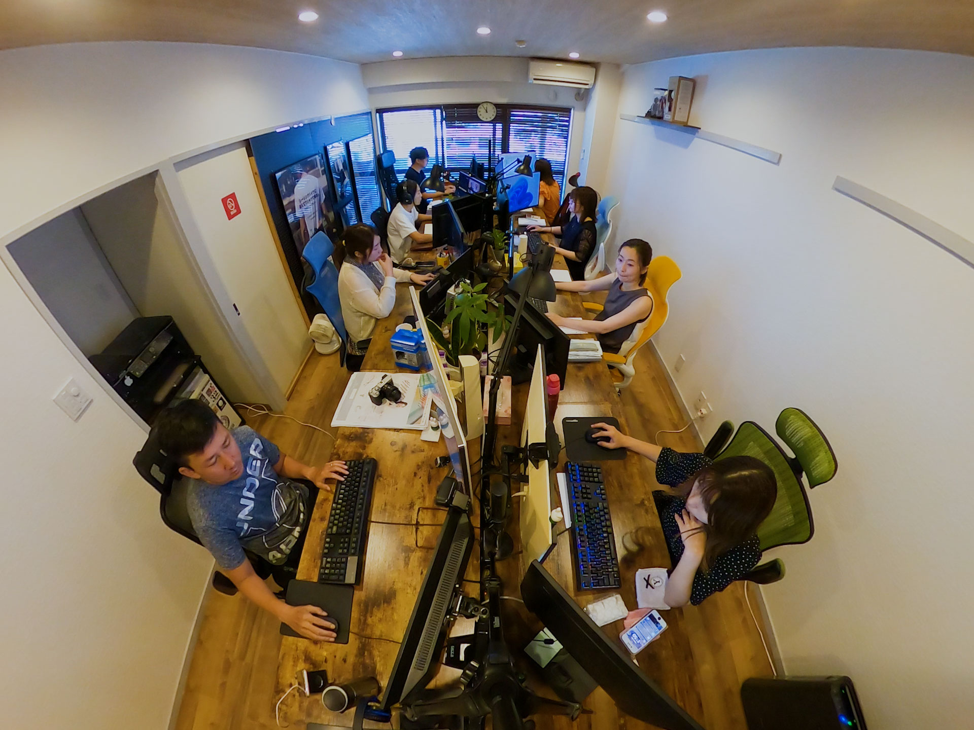 株式会社入曽デザイン
制作スタッフたち